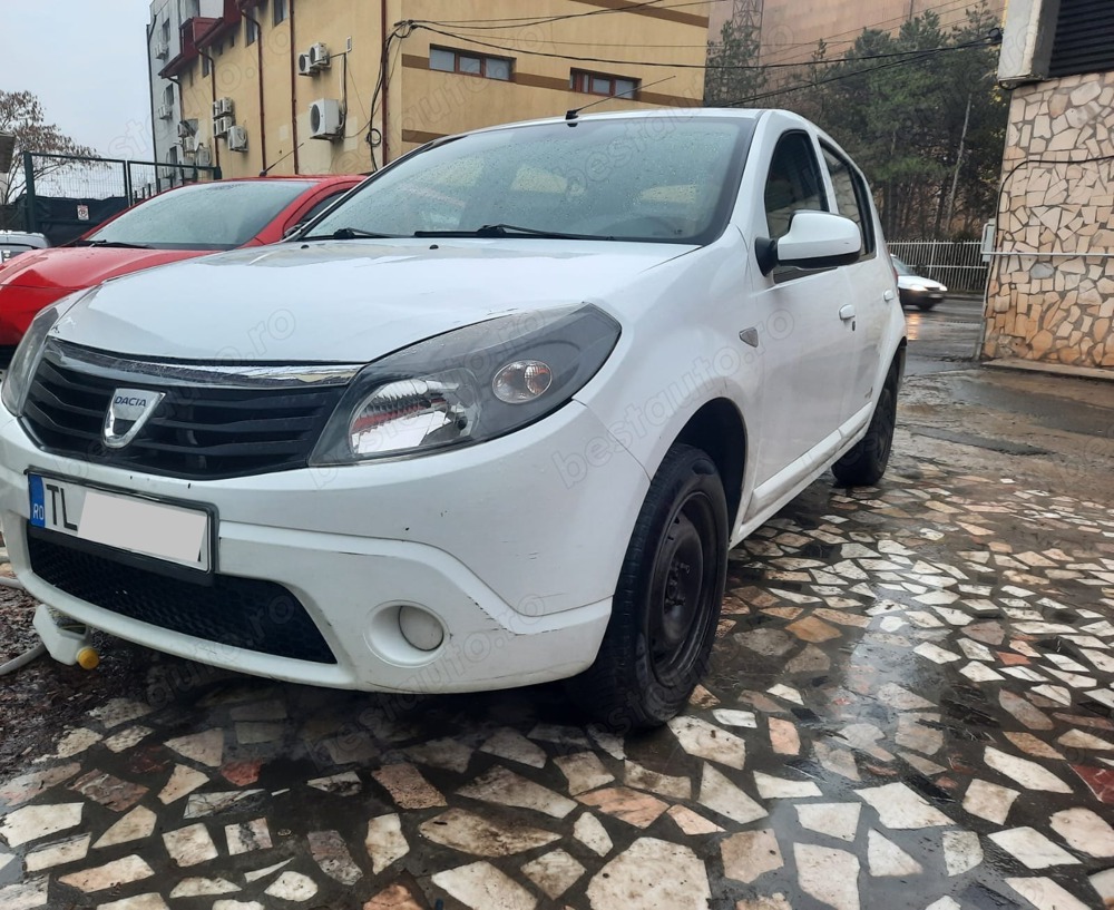 Dacia 2010 Sandero 1.2 Laureat