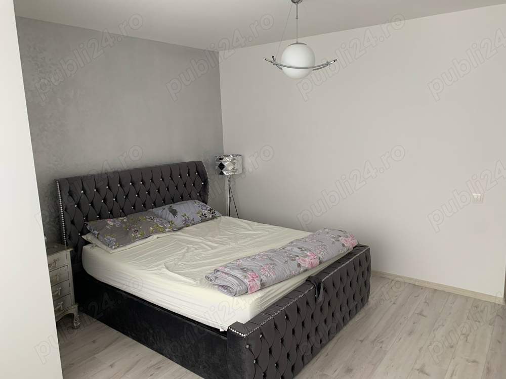 Vand apartament 3 camere