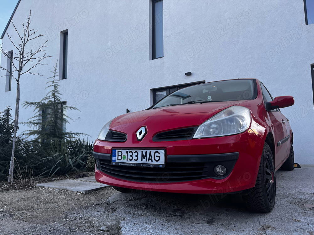 Renault Clio - 2.700 eur