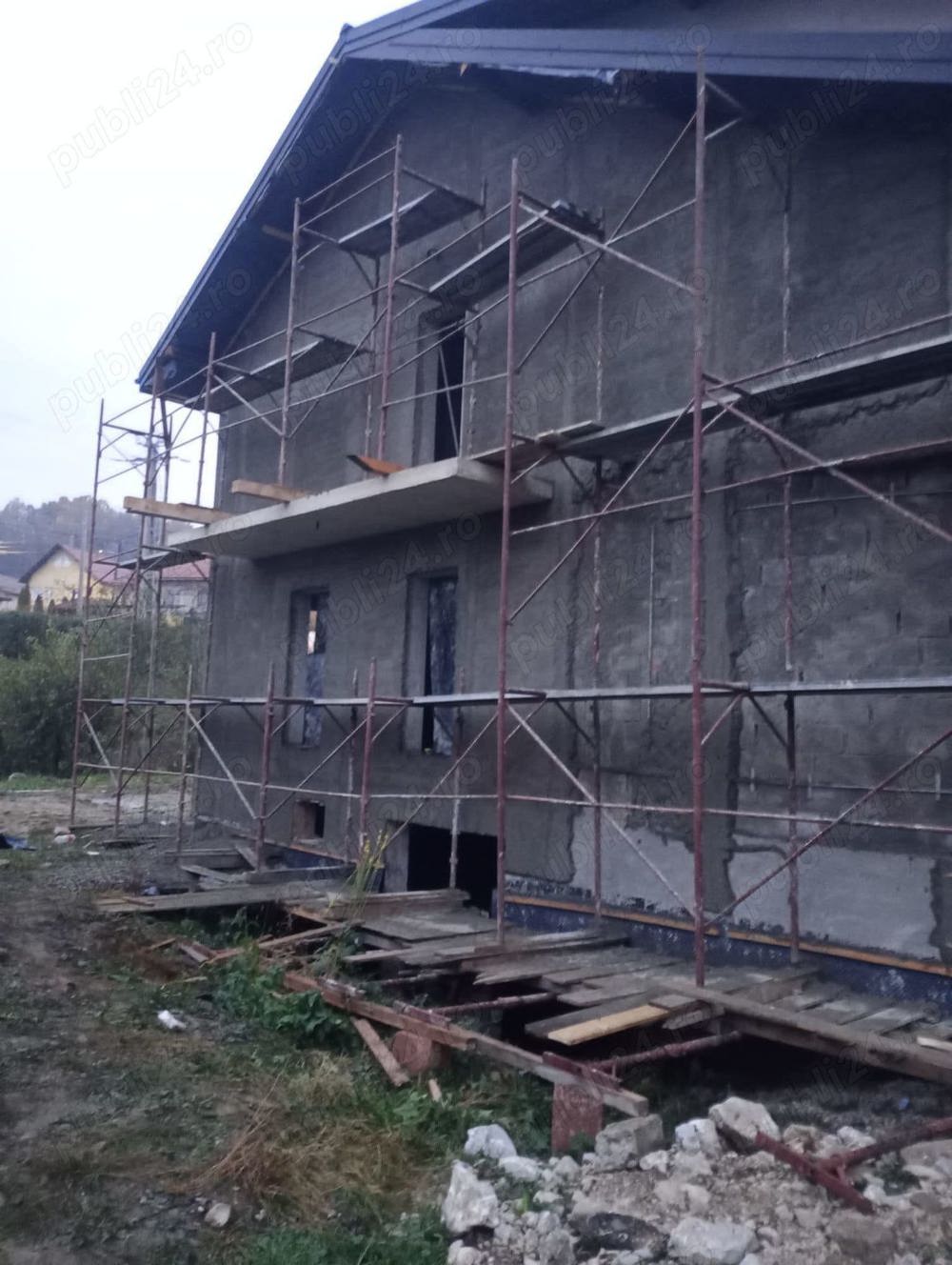 Renovări interioare,exterioare Renovări interioare,exterioare