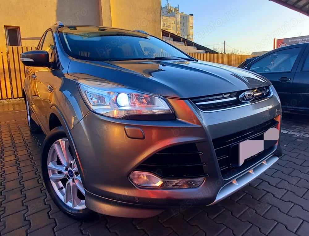 Ford Kuga automat, 2014, 2.0 TDCI,163cp, Titanium,Piele,Carlig,Portbagaj automat, 4x4,xenon