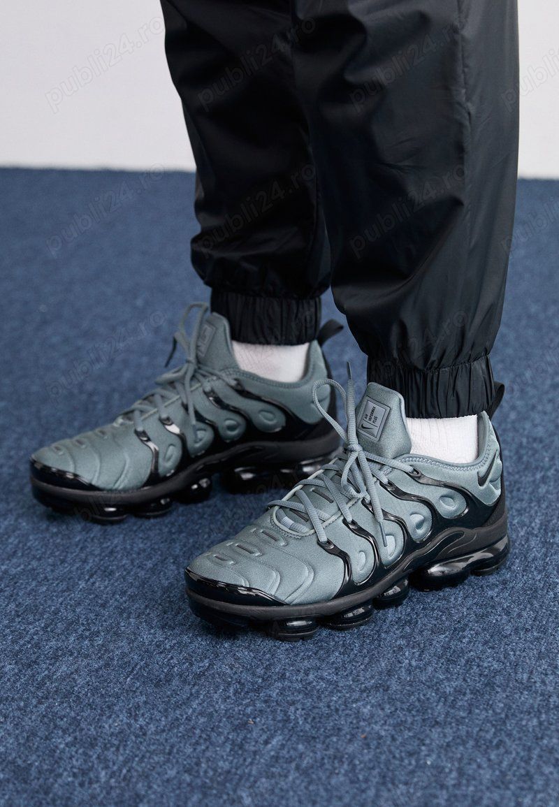 Vand Nike Air Vapormax Plus