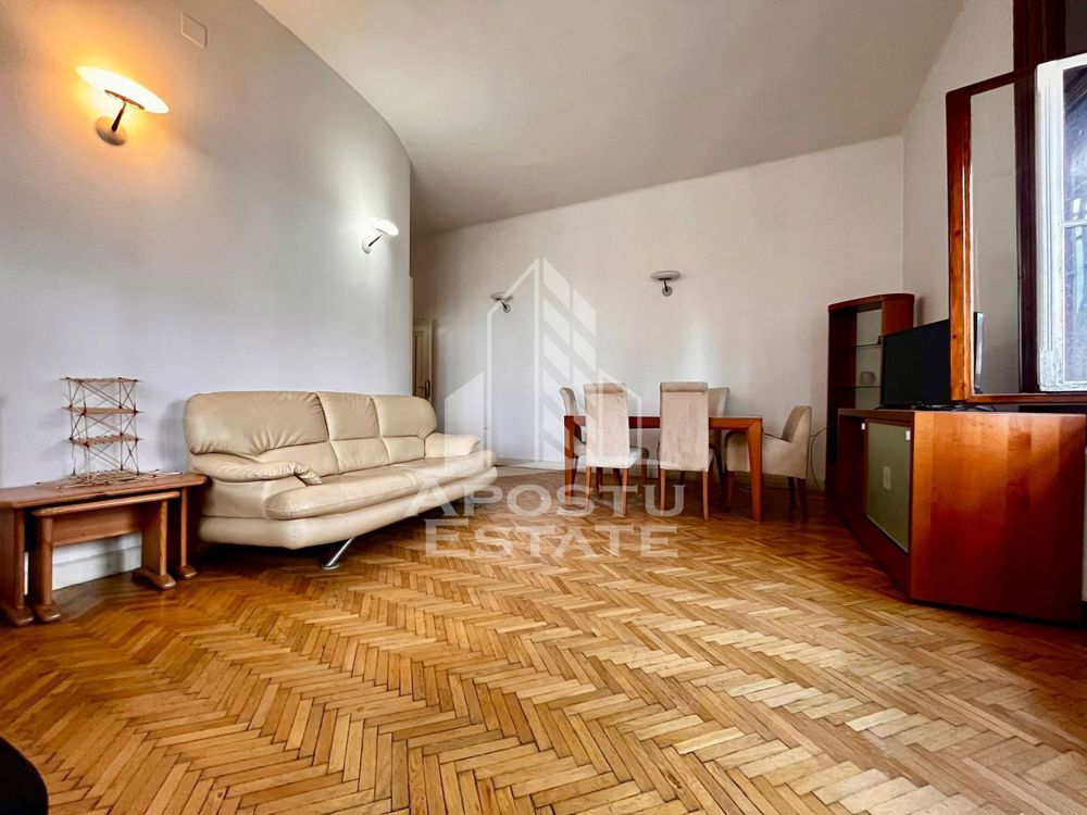 Apartament cu 3 camere, 2 bai, in zona 0 ultracentral