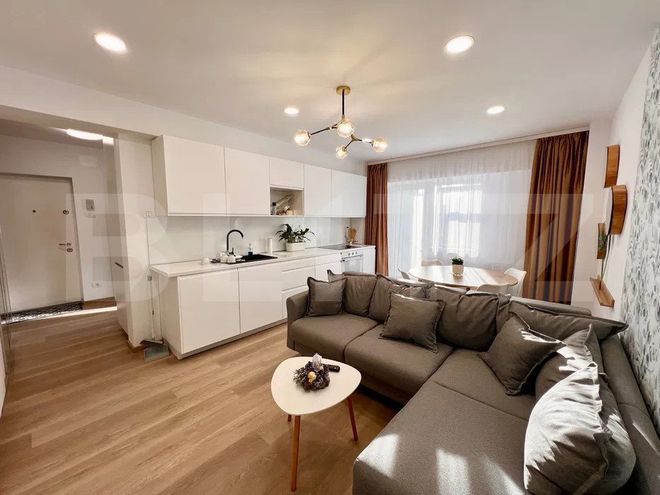 Apartament cu 3 camere, 60 mp, zona Calea Severinului