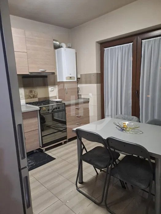 Apartament 2 camere, parcare, terasa, Gheorgheni zona str. Dunarii