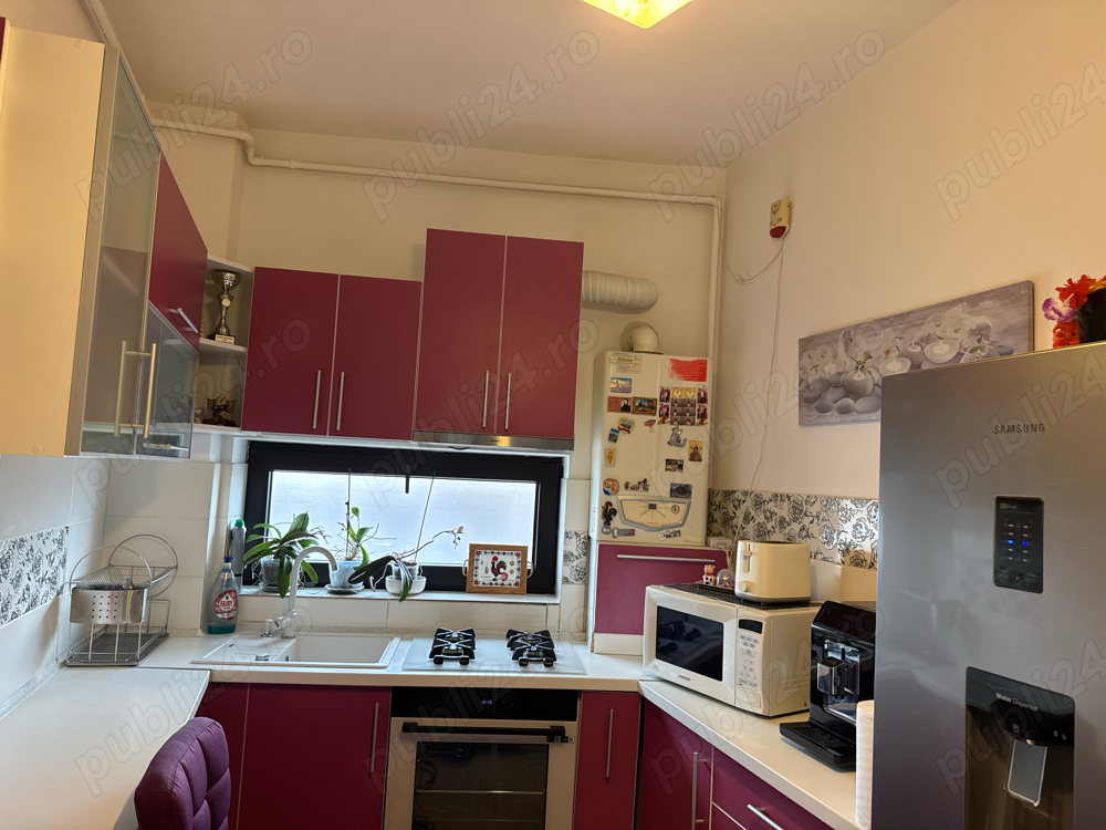 vand apartament cu 2 camere