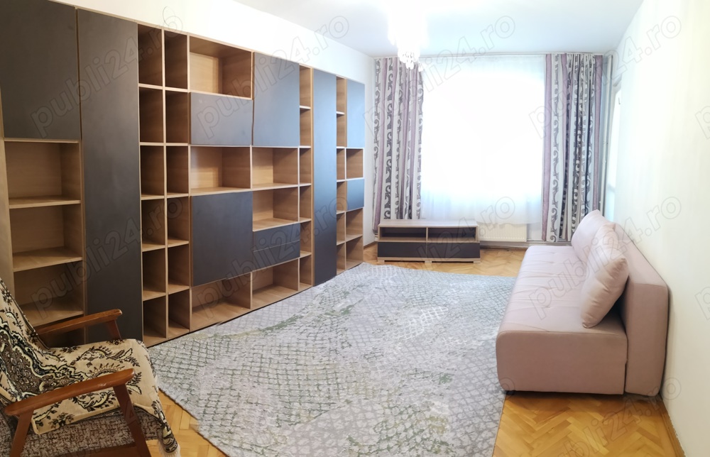 Închiriez apartament cu 3 camere 170 lei pe noapte, zona centrala