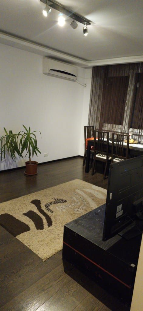 Apartament 4 camere decomandat zona Brancoveanu