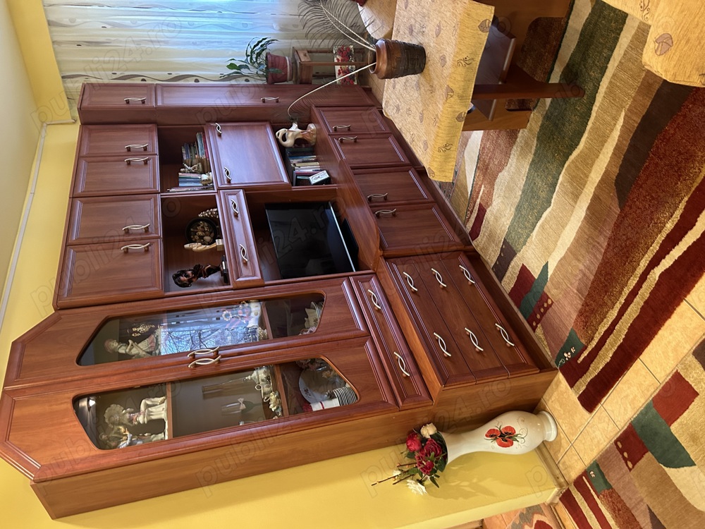 Deva, de vanzare Apartament cu patru camere  