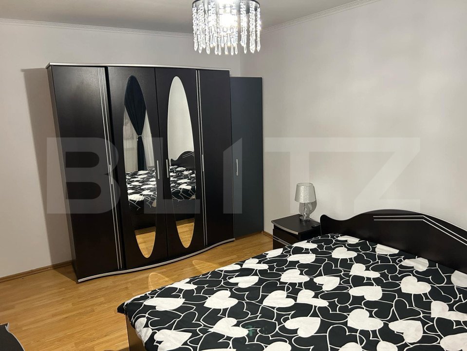 Apartament de vanzare, 3 camere, 54 mp, zona Nufărul