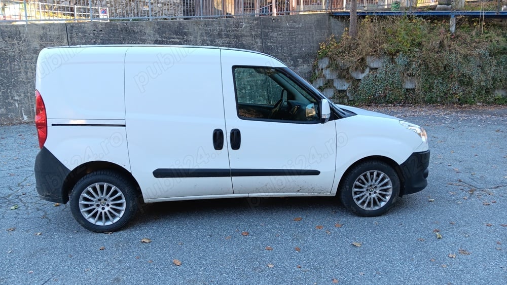 Vând fiat doblo1.4 gnc