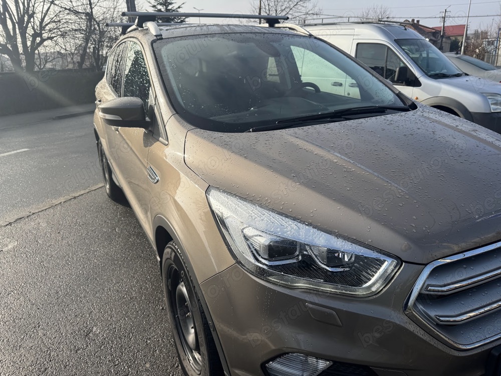 Ford Kuga 1.5 EcoBoost 2WD Titanium doar 47.000km fara incidente