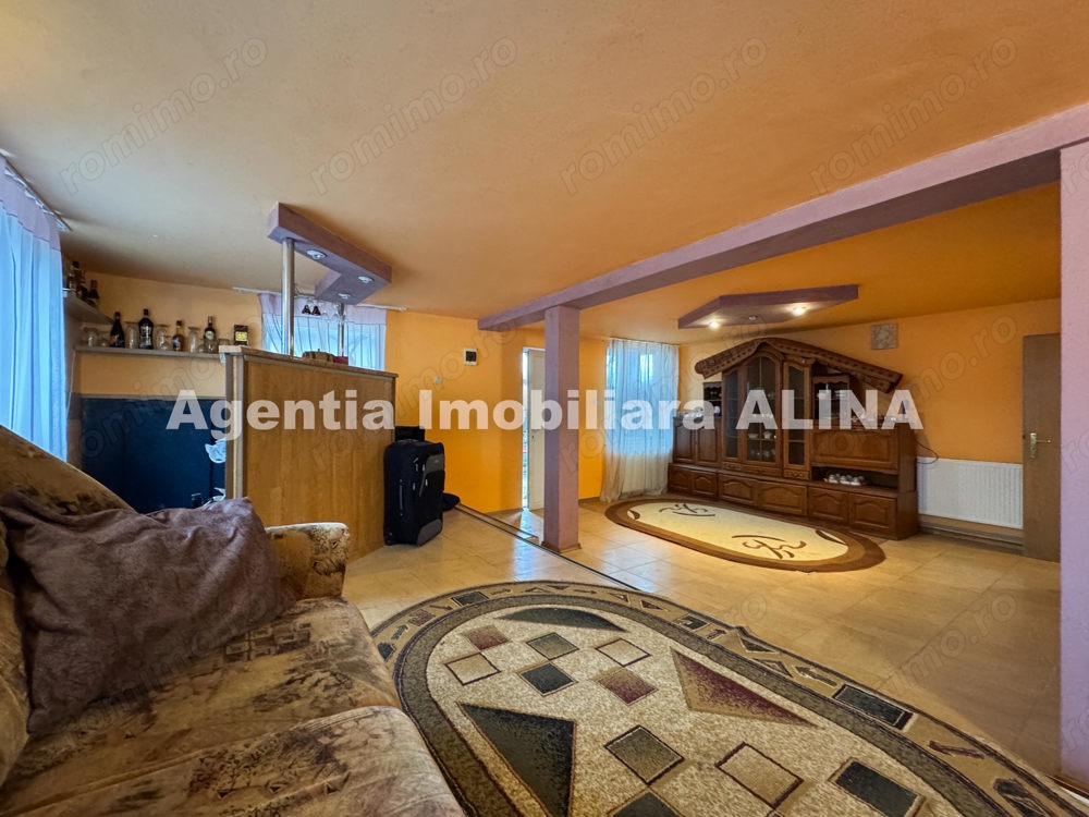 Casa 4 camere, P+Mansarda si teren 1431 mp, FS 14m, in Satul Harau, Jud. Hd.