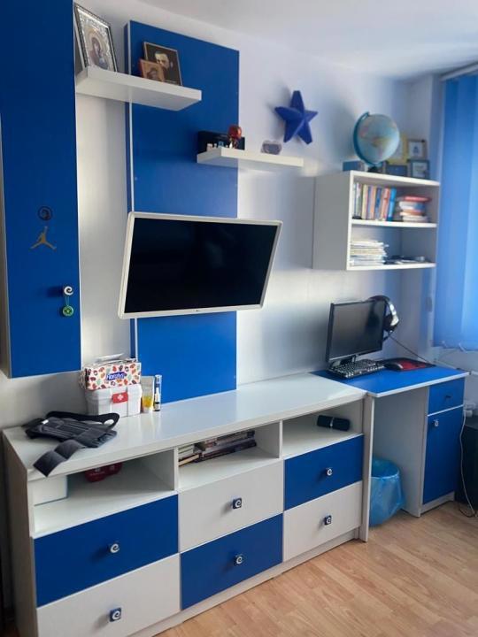 Apartament 4 camere de vanzare Veteranilor