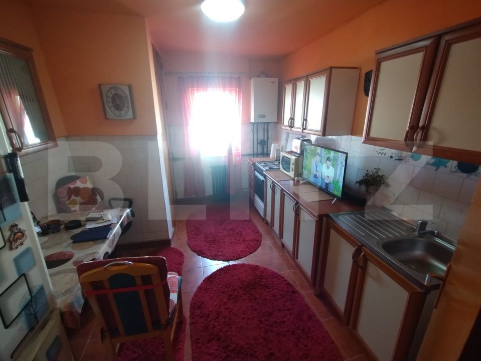 Apartament 3 camere,65mp,decomandat,etaj 4,zona Sensul Vechi/Independentei