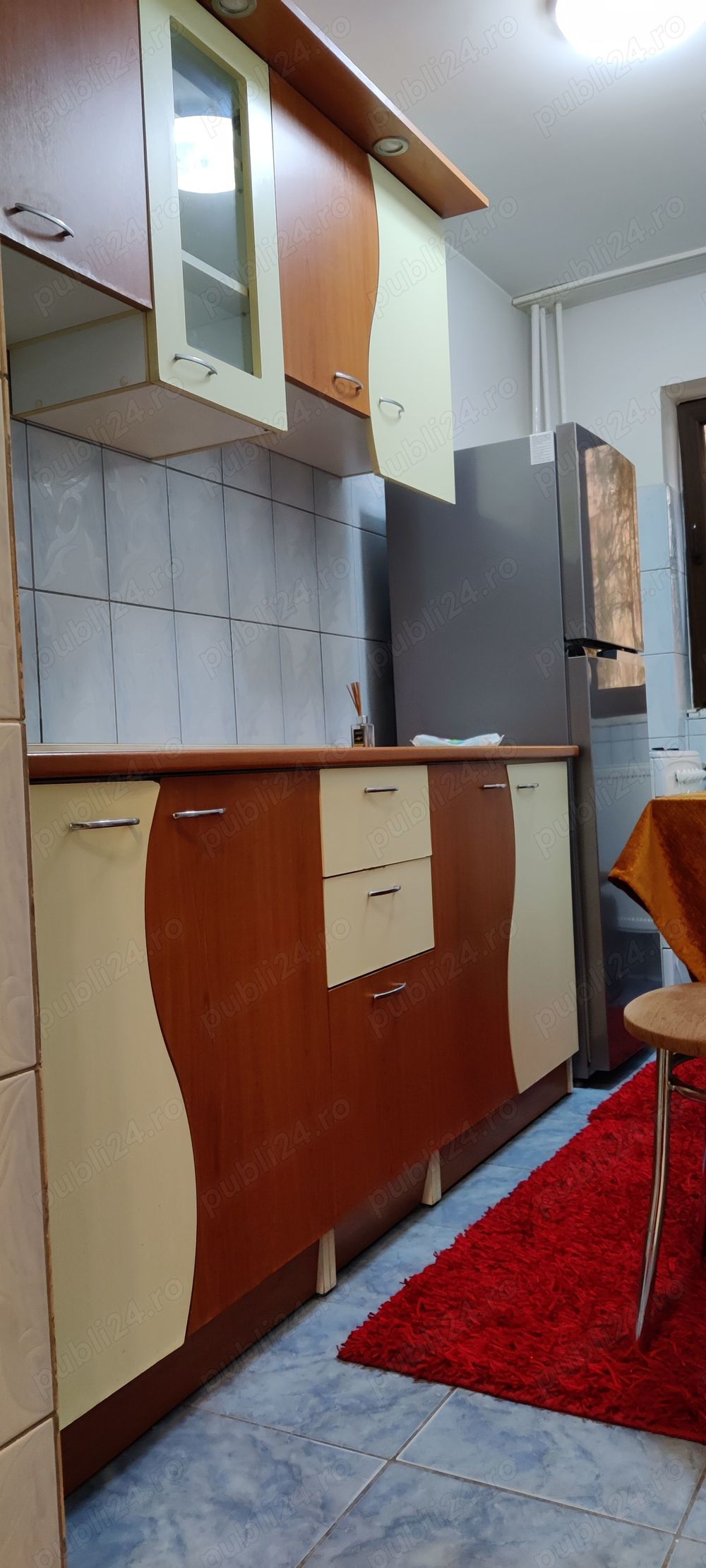 Inchiriez garsoniera decomandata B-dul Bucuresti (Ploiesti) Inchiriez garsoniera decomandata B-dul Bucuresti (Ploiesti)