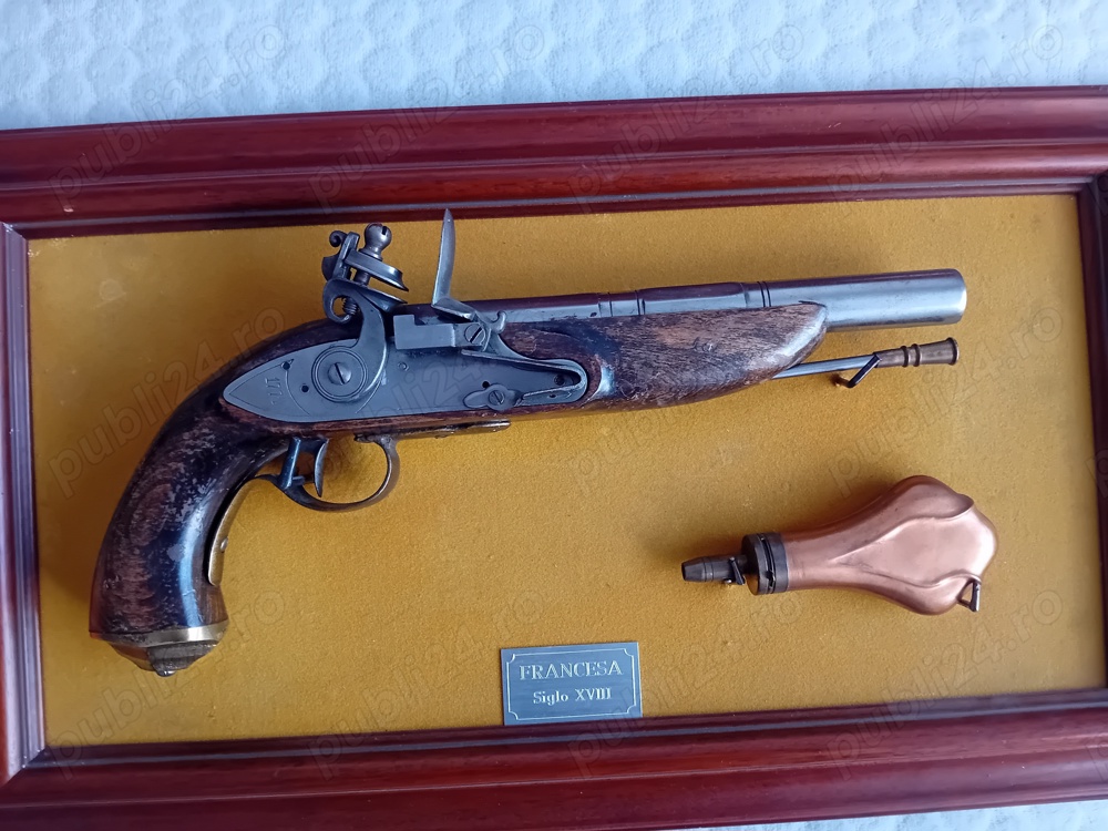 replica pistol  francez 