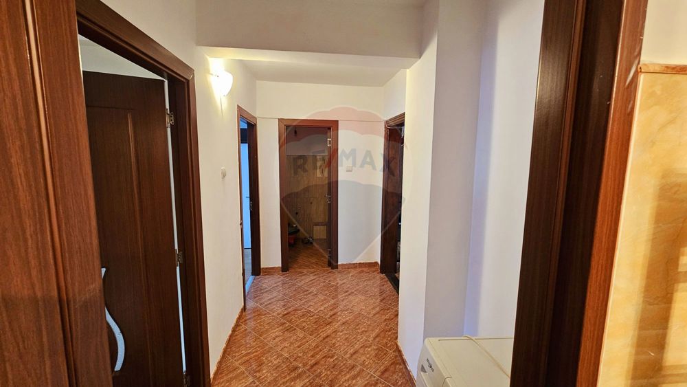 Apartament 3 camere de inchiriat