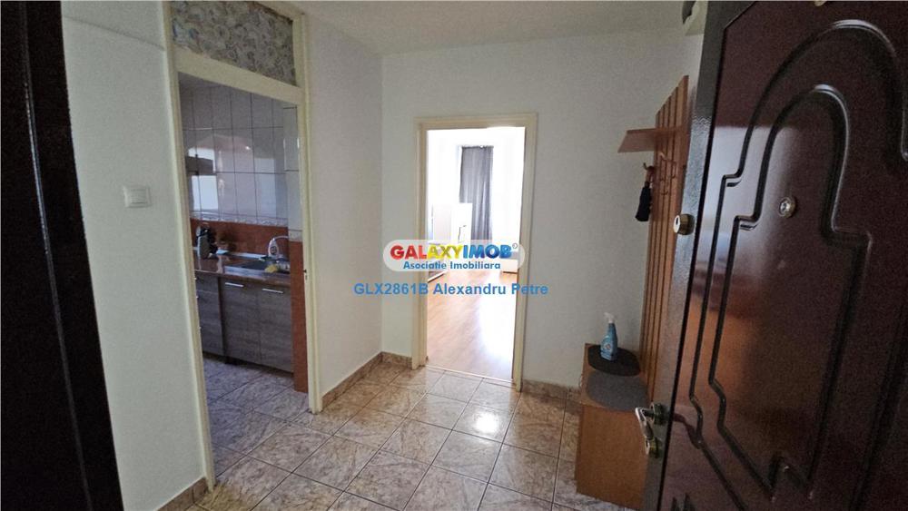 Apartament 3 camere de inchiriat Bd Uverturii Cernisoara