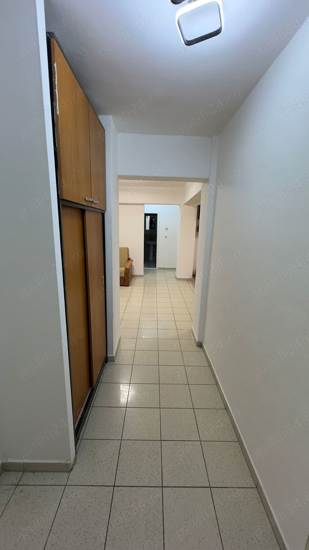 PROPRIETAR VAND Apartament 3 Camere, Zona Modern