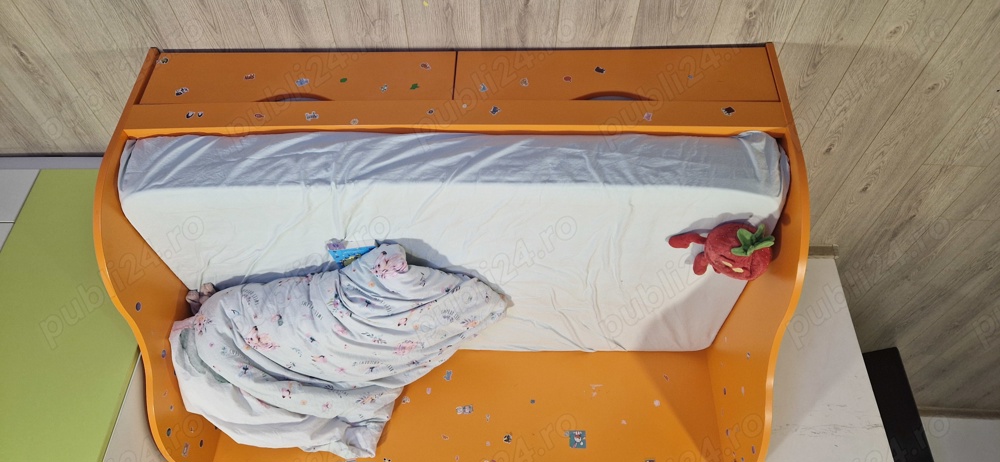 Pat copil fata și baiat