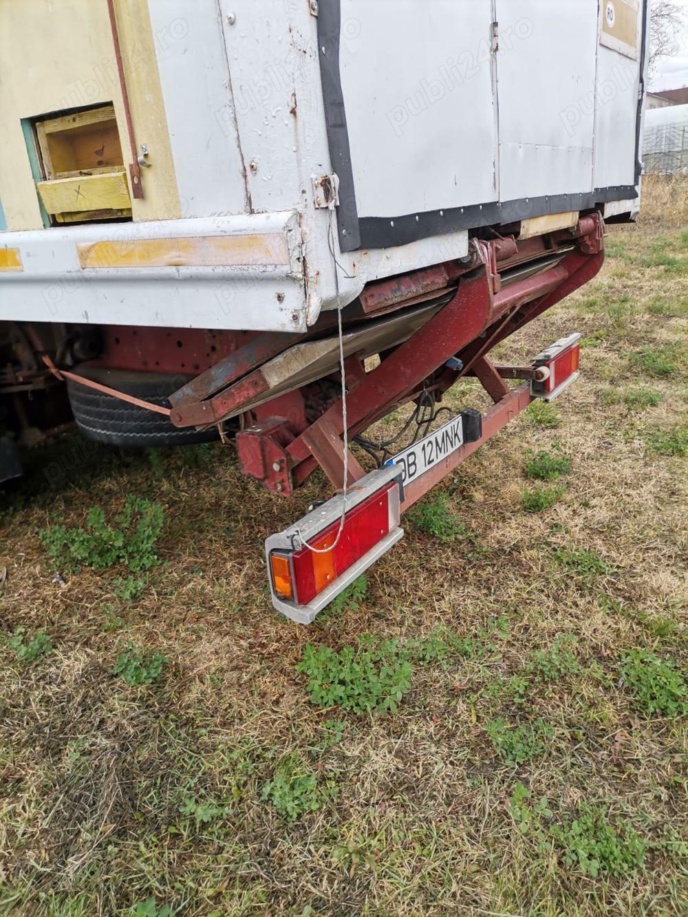 Vând Camion Apicol Iveco