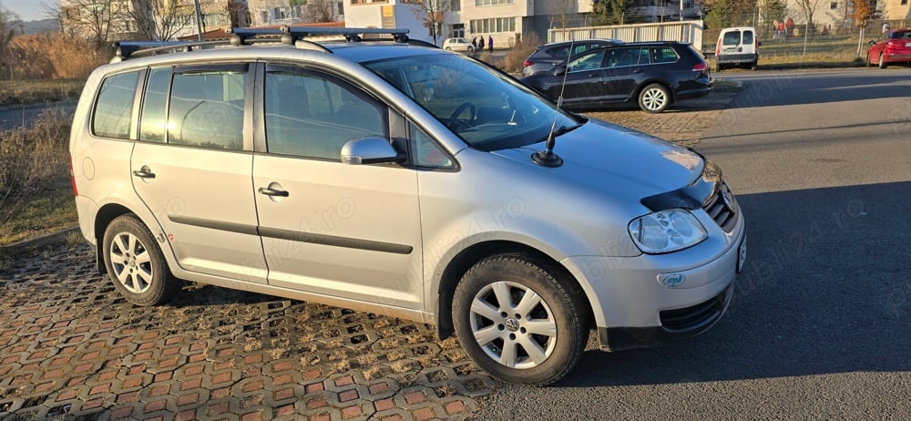 Touran 1.6 FSI AN 2004