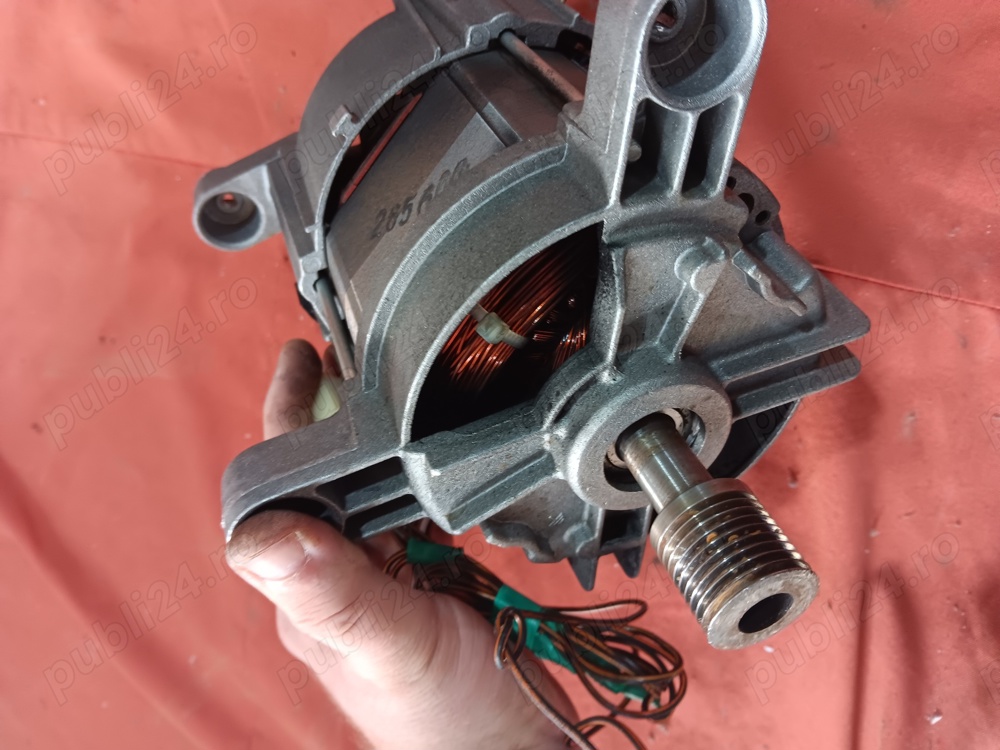 motor u0z 112 g 70 084159 de pe masina de spalat Aeg lavamat 64730