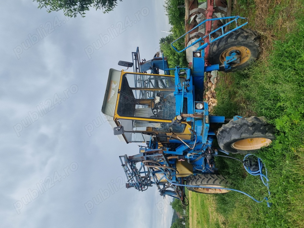 Vând autopropulsata de erbicidat 