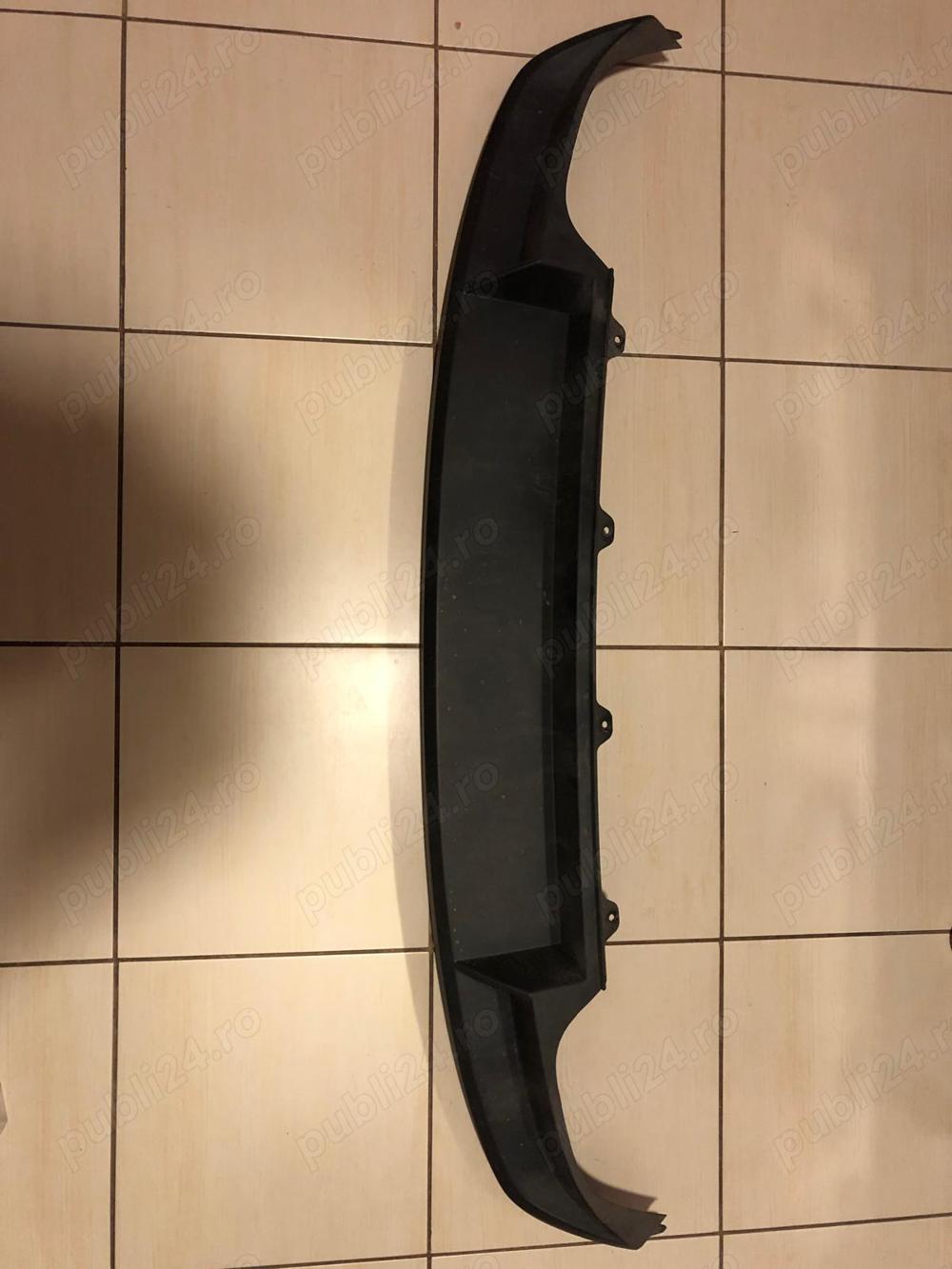 Spoiler bara spate, negru, potrivit pt SKODA OCTAVIA III (2012-2016)