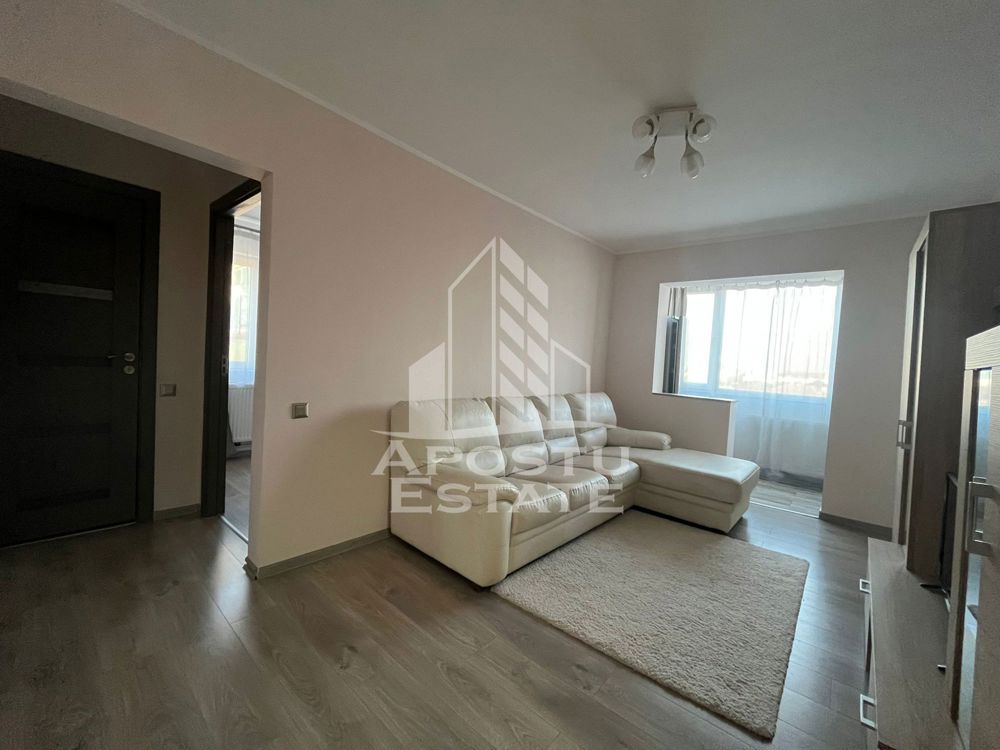 Apartament cu 3 camere, centrala proprie,renovat complet, zona Sagului