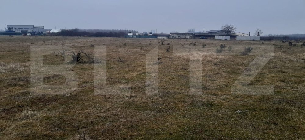 Teren intravilan de vanzare, 10.600 mp, zona industriala din Targoviste