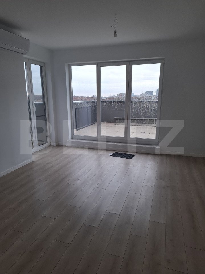 Penthouse cu 3 camere, 90,5 mp, terasa de 80,3 mp, Zona Torontalului-Boxa cadou