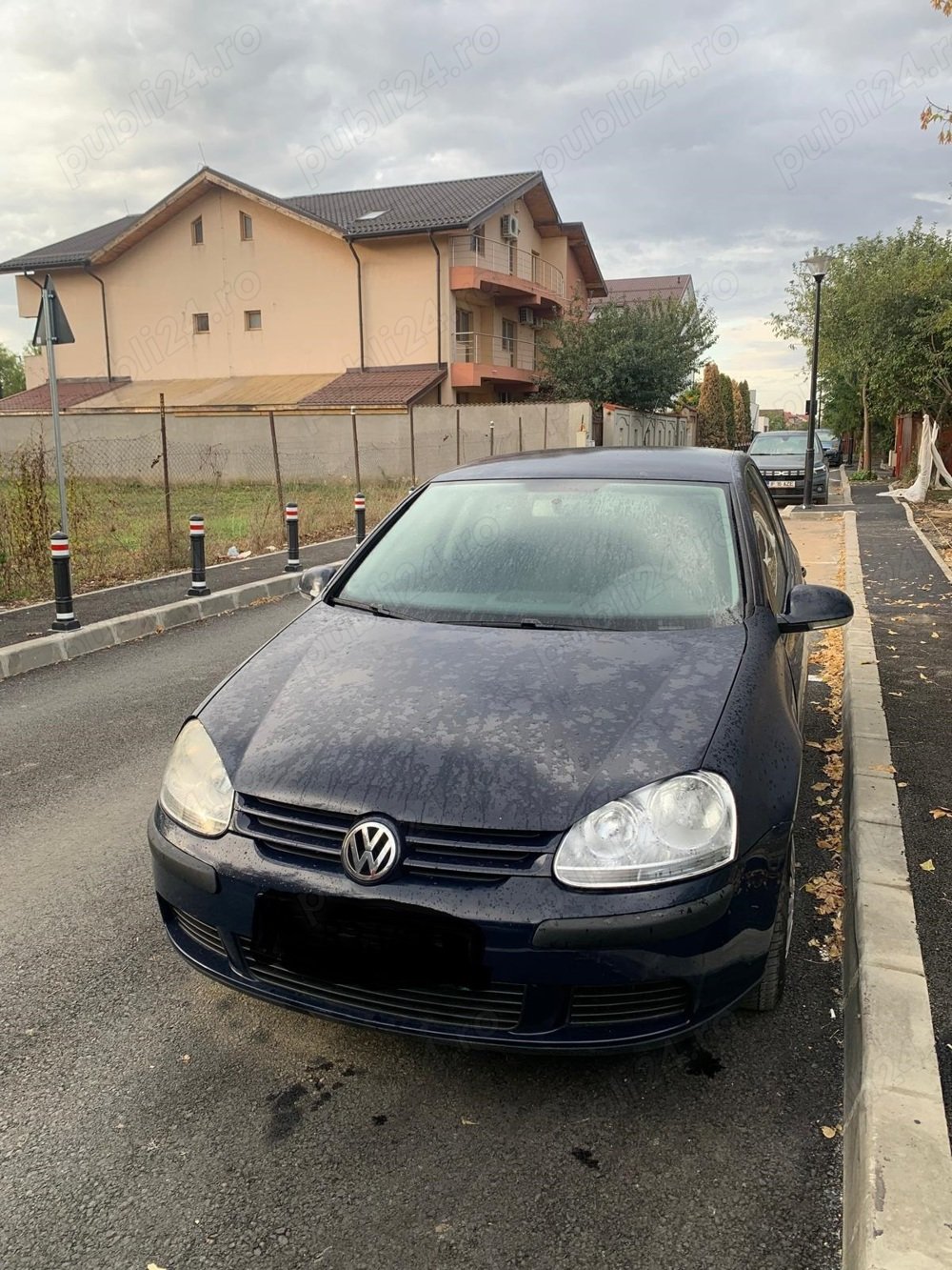 Volkswagen Golf 5, 1,6 benzină, stare bună, al doilea proprietar