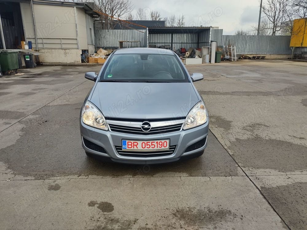 Opel Astra h fab 2010