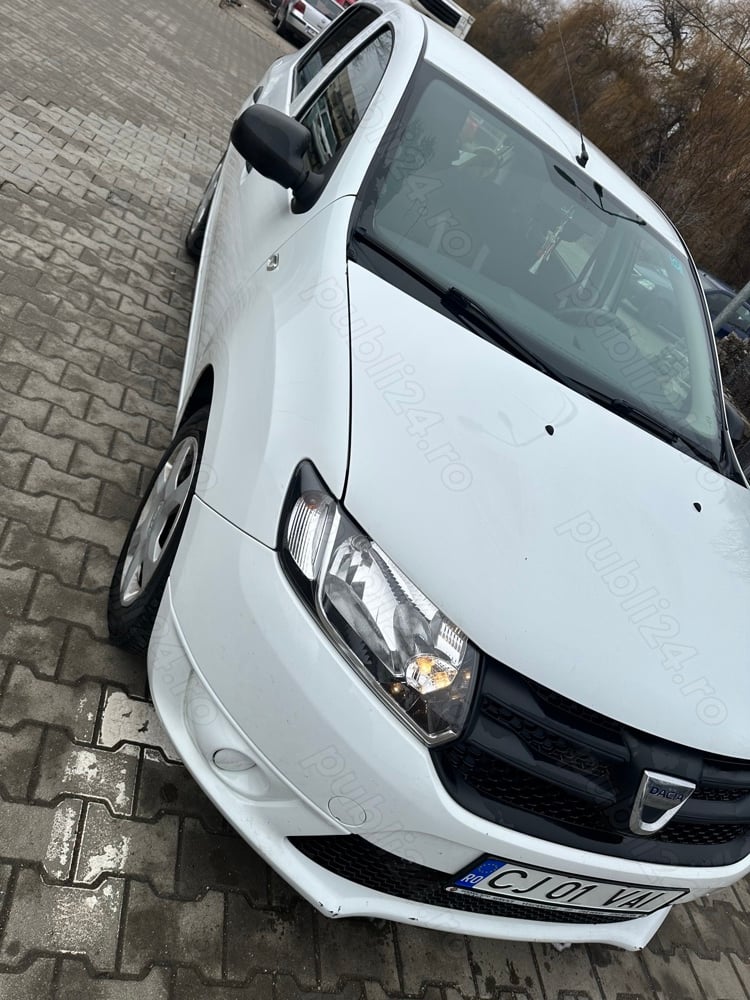 Vând Dacia sandero