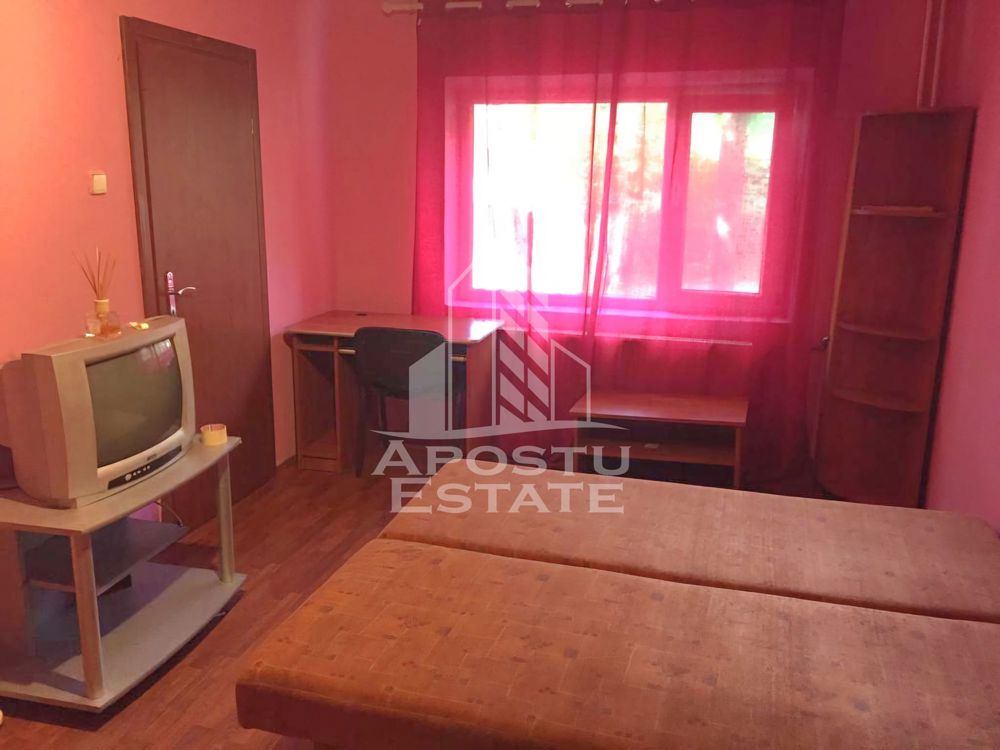 Apartament cu 1 camera, zona Calea Aradului