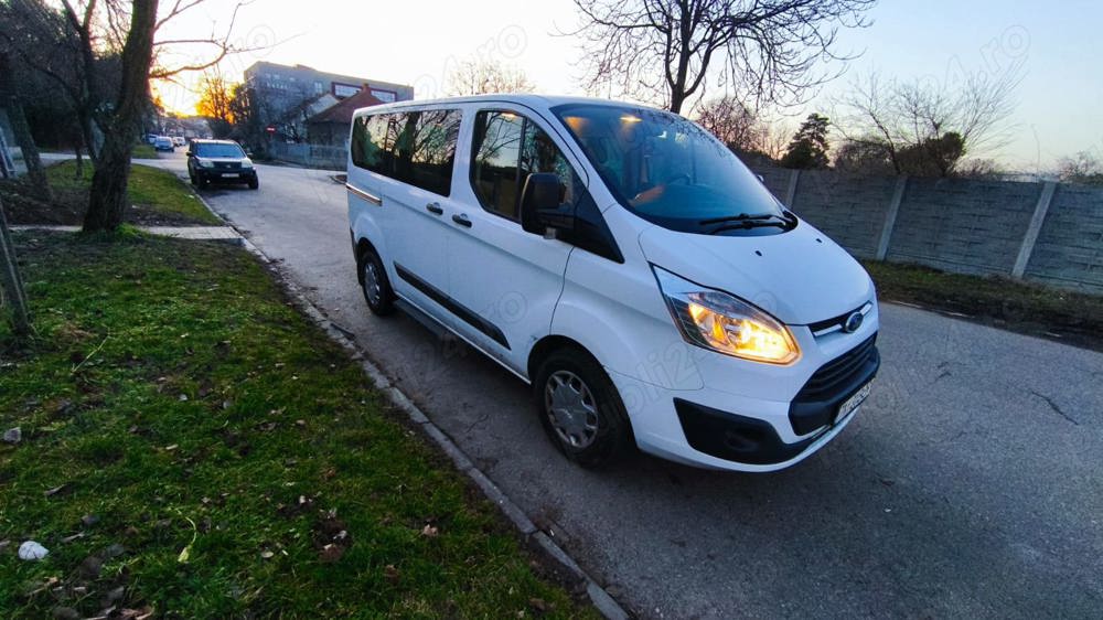 Ford Transit Custom 2018- 9 locuri - Clima