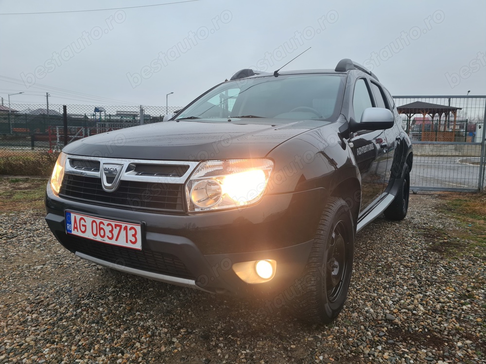 Dacia Duster Adventure-an 2012-1.5 Dci 110 cp-6+1 trepte-interior piele-nr rosii