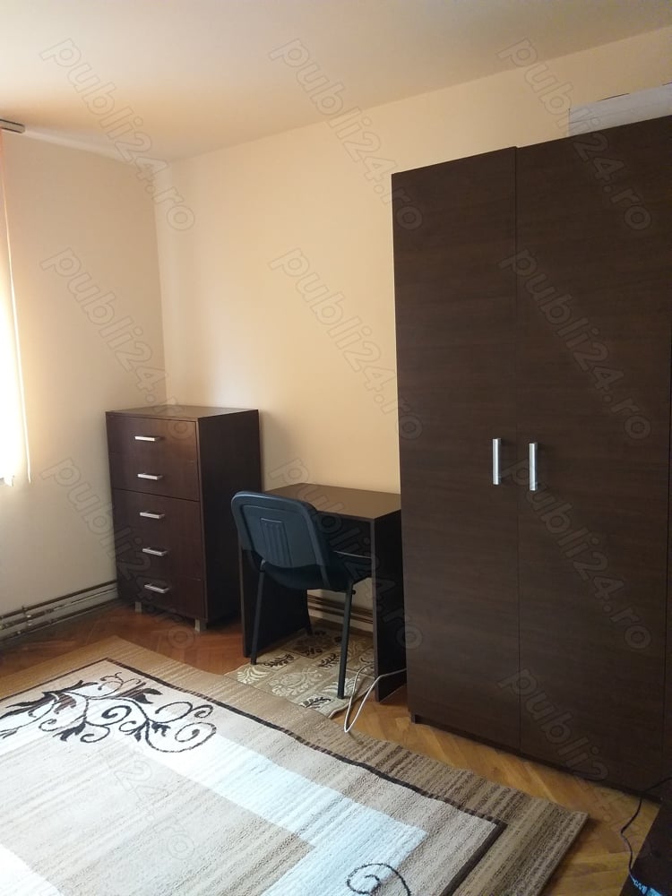 Proprietar închiriez apartament