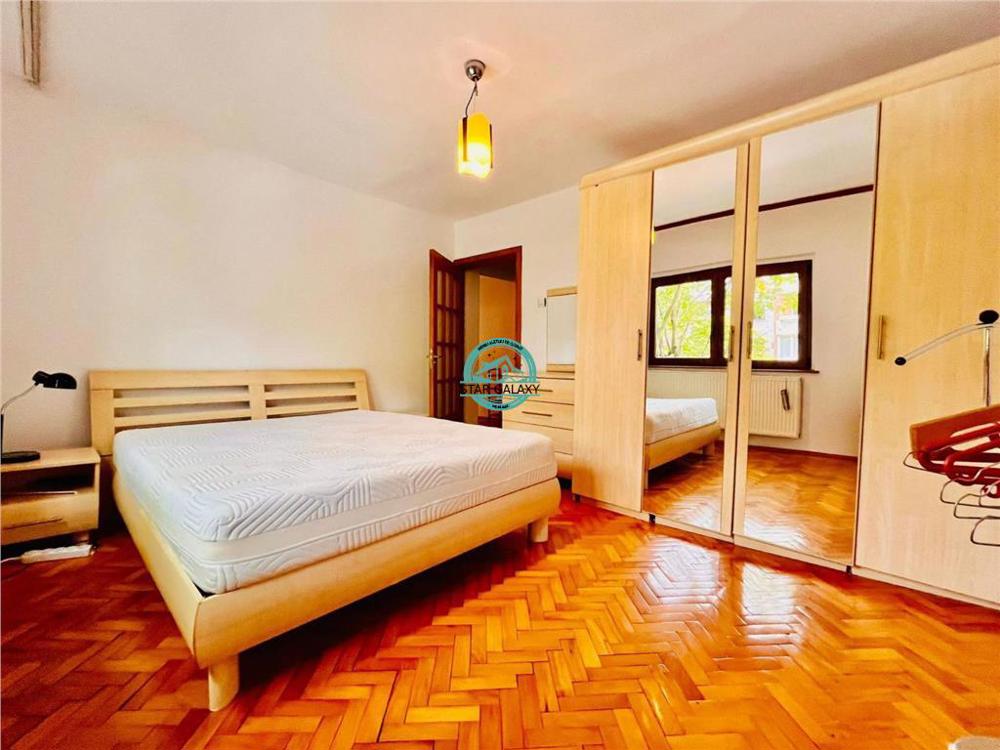 Vand apartament cu 2 camere, etaj 1, zona Elisabetin