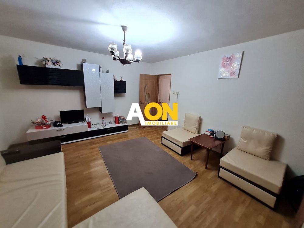 Apartament 2 Camere, 49 mp, Semidecomandat, Zona Closca