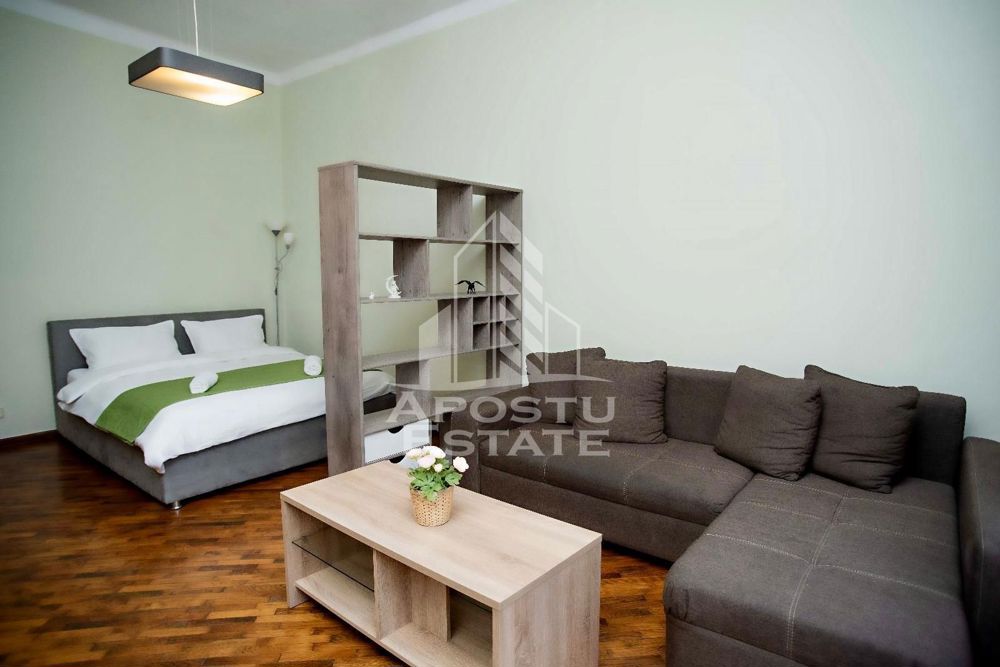 Apartament cu o camera, 50 mp, in zona Ultracentrala