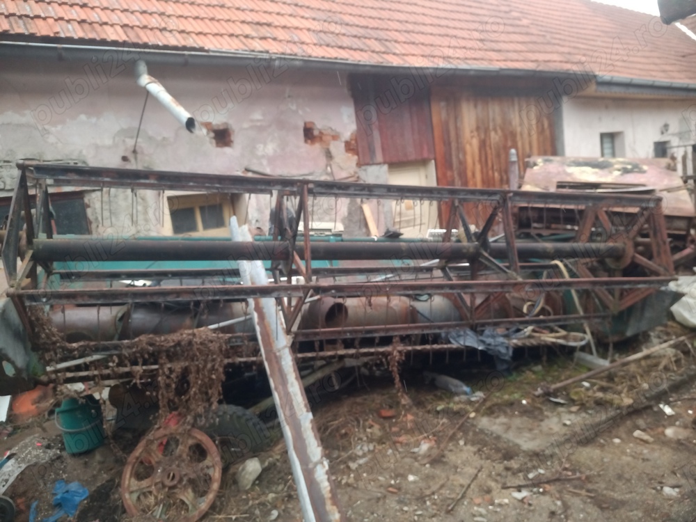 Vând 2 combine C12 M ( C14 )