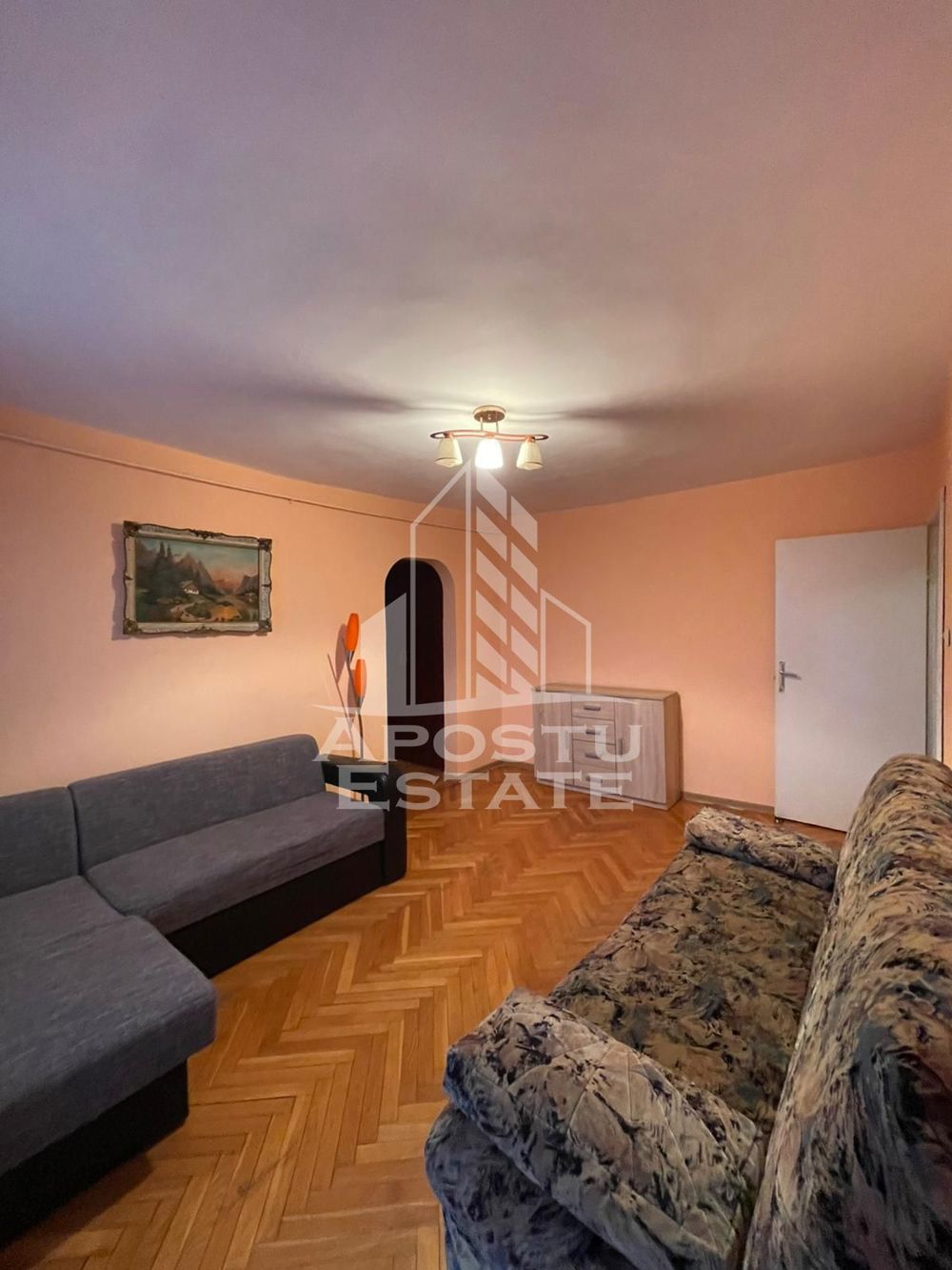 Apartament 2 camere , Centrala proprie ,  zona Dambovita