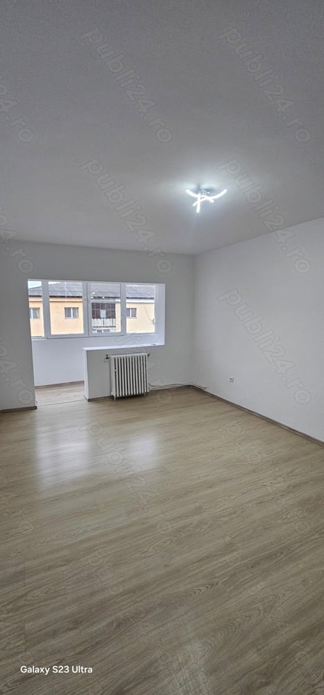 Vând apartament strada Vlad Țepeș