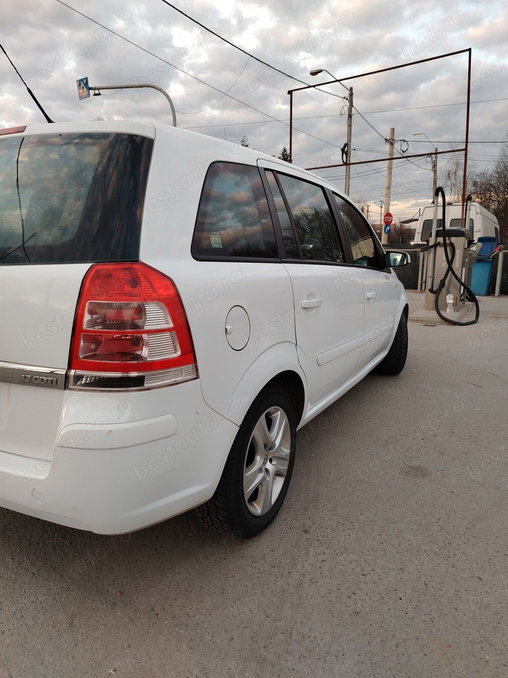 Opel Zafira C 2009 Unicat.