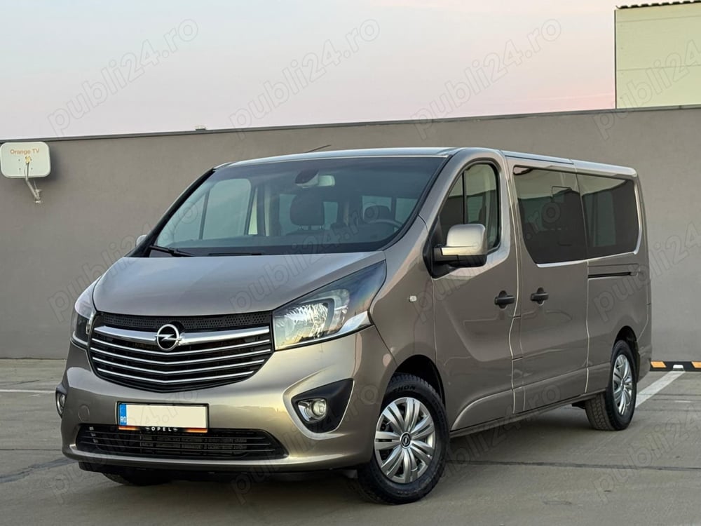 Opel Vivaro 2018 1.6 CDTI BI-Turbo 8+1 Locuri