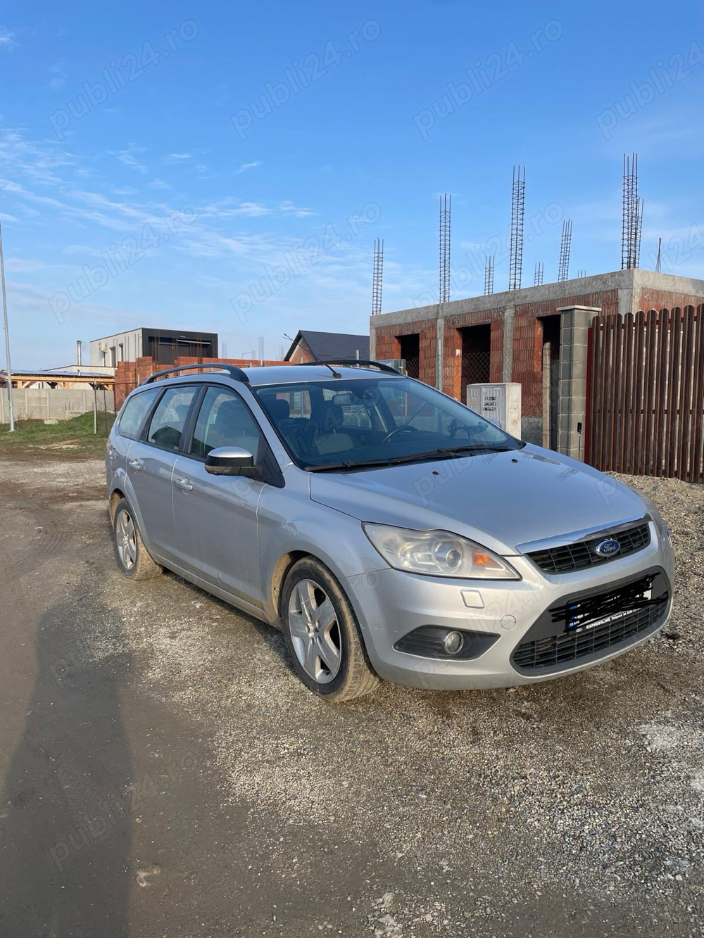 Ford Focus 2010 1.6 Argintiu