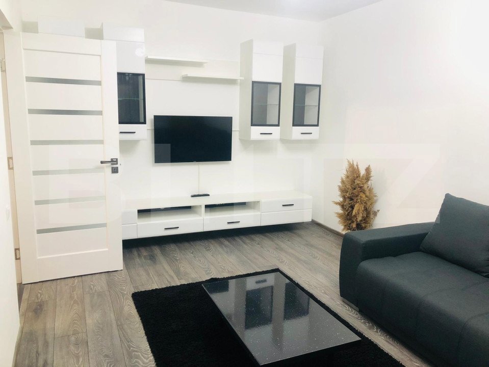 Apartament 2 camere, 56 mp, parcare, zona Subcetate